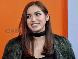 Jessica Iskandar Tantang Raffi Ahmad dan Ayu Ting Ting 